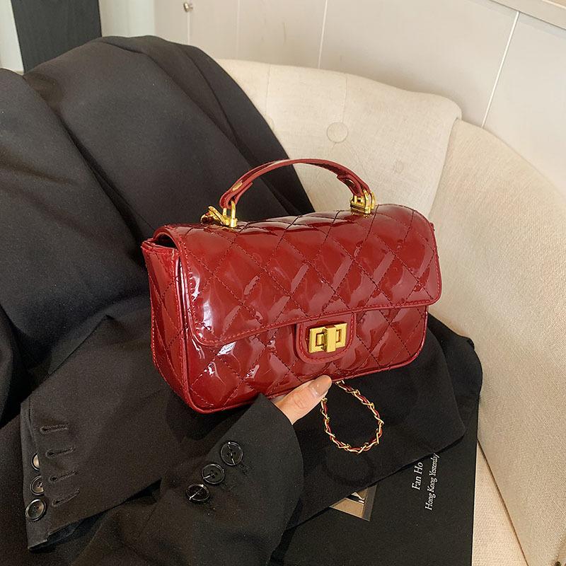 New High-end Patent Leather Embroidery Thread Rhombus Chain Bag Portable Shoulder Messenger Women's Bag