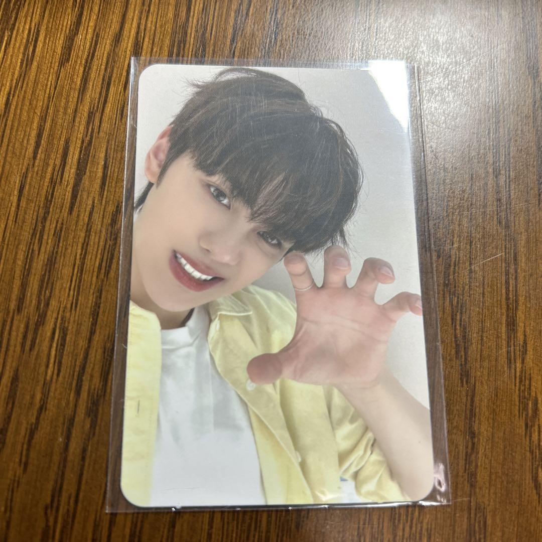 

[Б/У] Торговая карточка ZB1 Гюбина