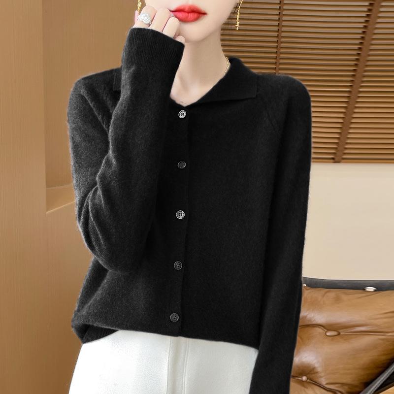 Autumn and Winter Style Doll Collar Versatile Women's Loose Pure Wool Cardigan Age-reducing Top Polo Collar Sweater Knitted Sweater