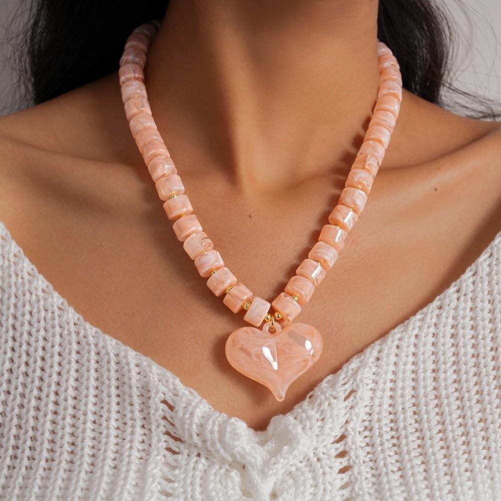 Choker Women Clavicle Necklace Acrylic Sweater Chain Acrylic Love Heart Necklace Ladies Gift