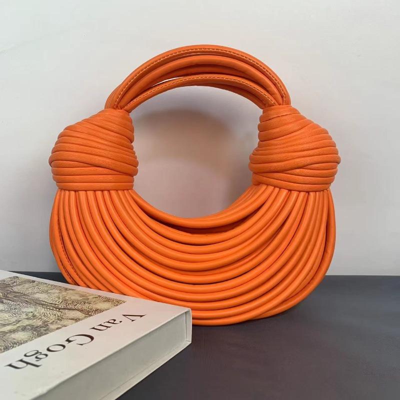 Heiß verkaufende neue Mode Nudeltasche personalisiertes Design vielseitige Knödeltasche handgewebt geknotete Schulter Damentasche