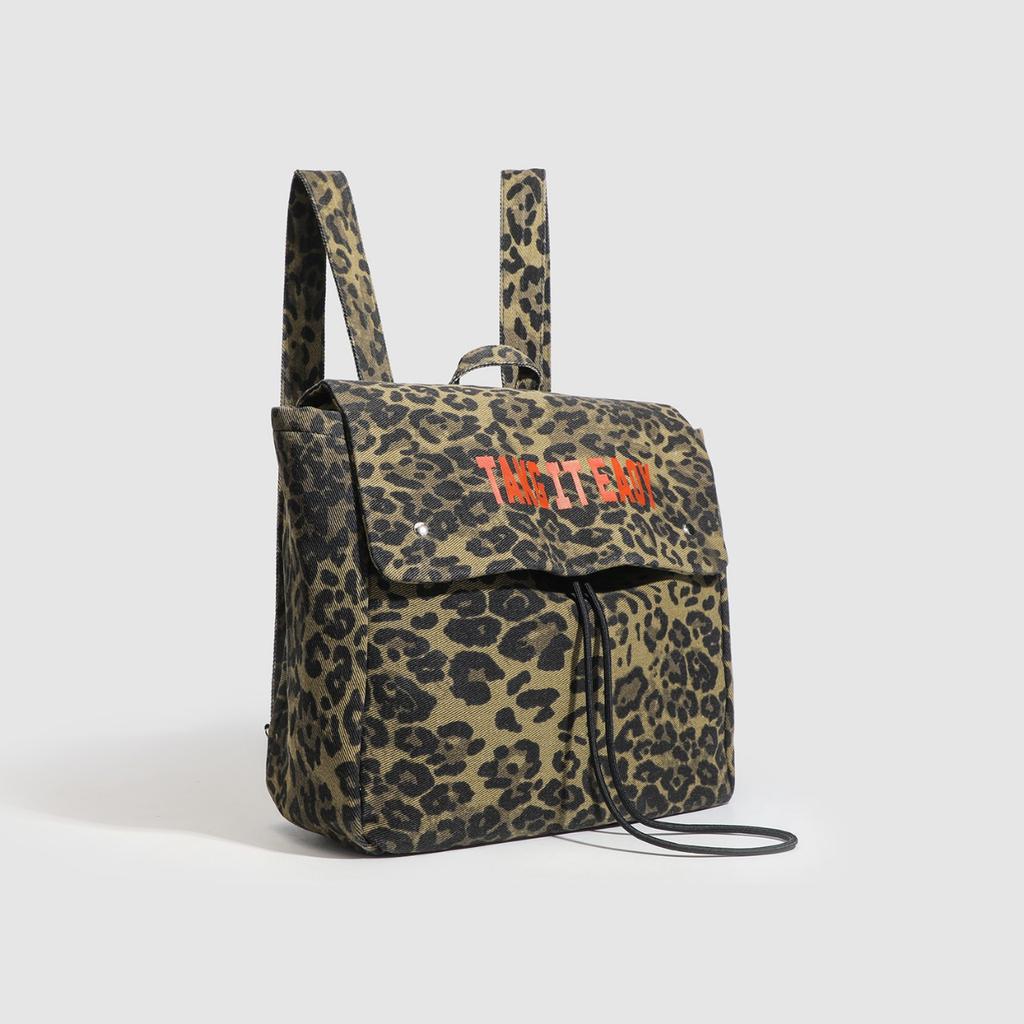 New Women's Leopard Print Backpack Lightweight Large Capacity Bookbag Travel Backpack for Women Fashion Casual Commuter Bag