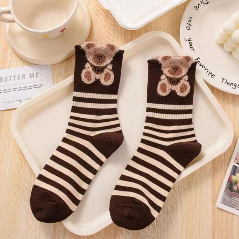1/5 Paires Chaussettes Mi-Mollet Femme Automne Hiver Article Tendance Célèbre sur Internet Instagram Tendance Nouveau Petit Ours Mignon Tridimensionnel
