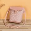 New simple casual rhombus embroidered oblique span mobile phone bag fashionable old flower contrasting color shoulder bag