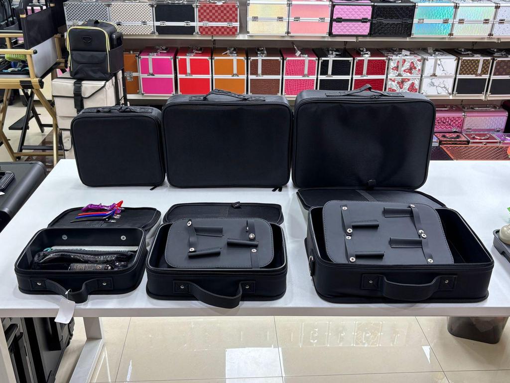 Hairdressing Tool Bag for Scissors, Combs, and Accessories - Multifunctional Storage Solution