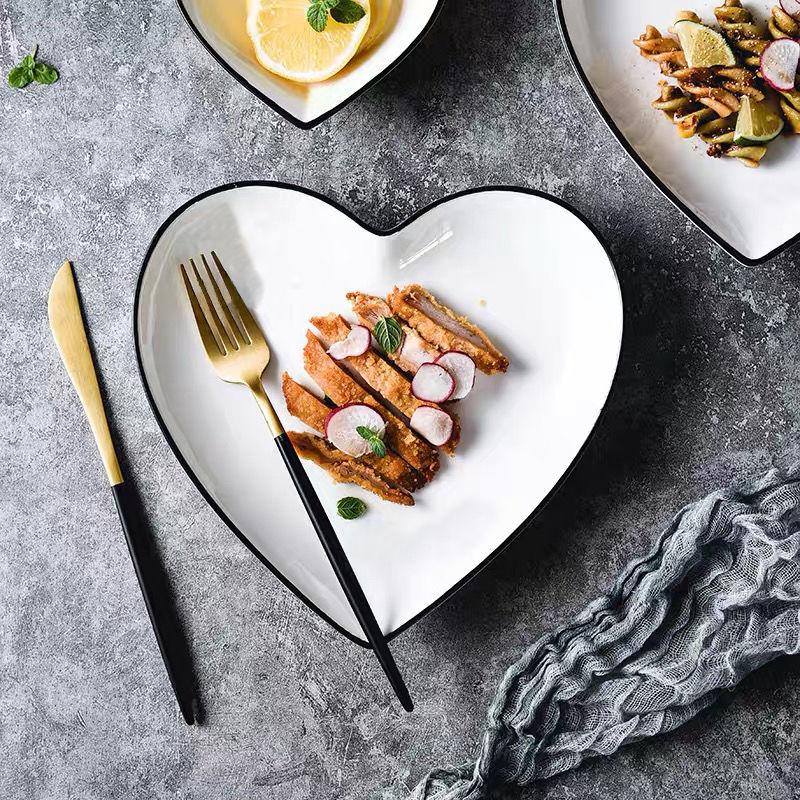 Heart Plate White Ceramic Fruit Dessert Breakfast Plate Rice Bowl Tableware Home Love Breakfast Salad Bowl Restaurant Tableware