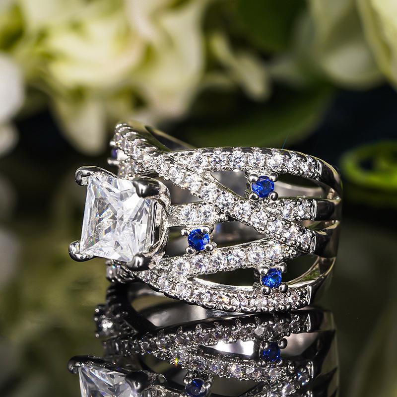 European And American High-End Temperament Business Style New Handmade Jewelry Blue And White Inlaid Zircon Line Design Ring
