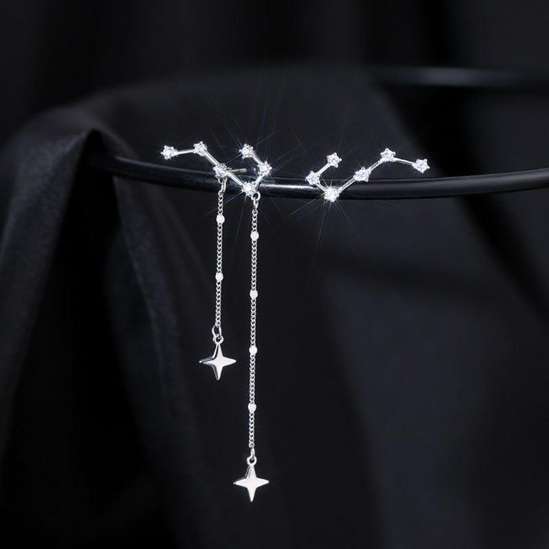 Romantische Asymmetrische Sternohrringe Nischendesign High-End-Ohrringe