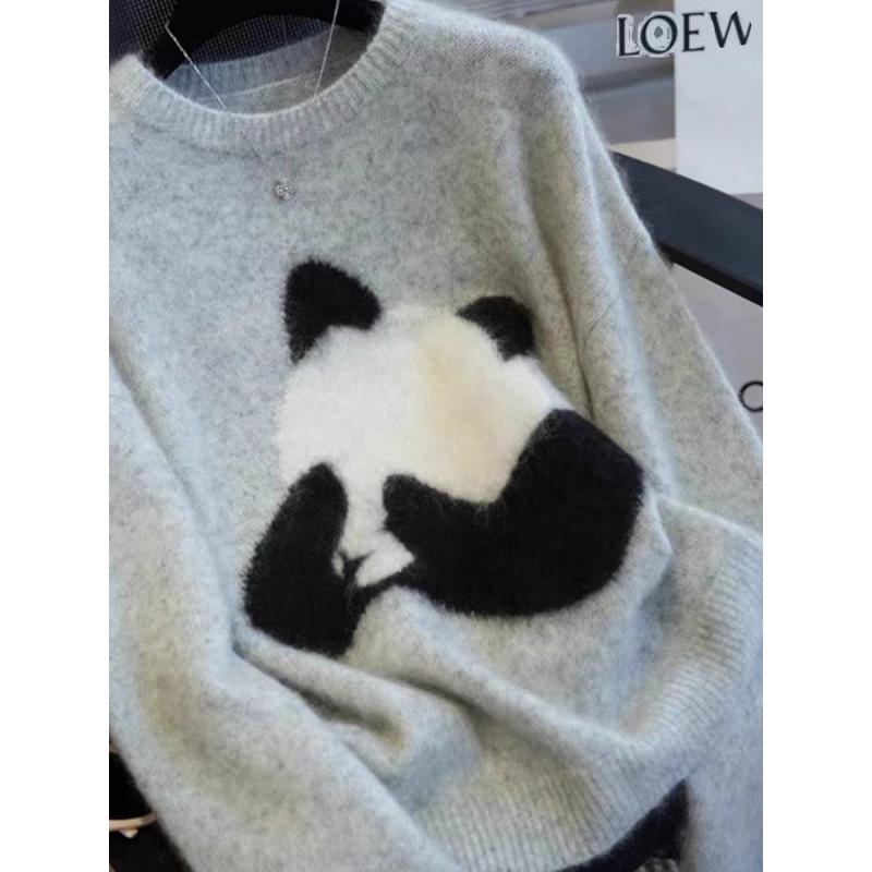 Women's Korean Style Panda Embroidery Cashmere Knitwear: Loose, Drop Shoulder, Round Neck Sweater for Autumn/Winter.