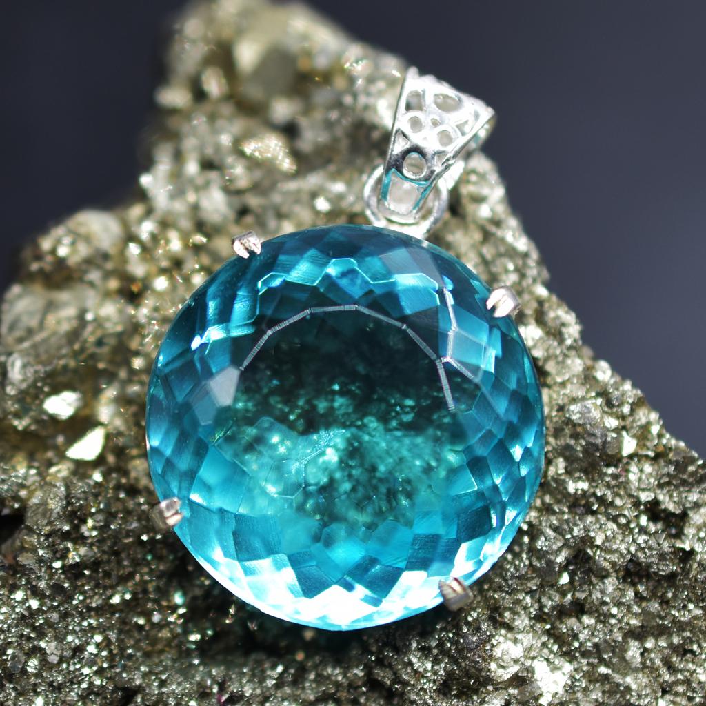 Pandantiv Topaz Albastru Natural Formă Rotundă 100 Certificat Argint Sterling 925 Pietre prețioase my-393-k