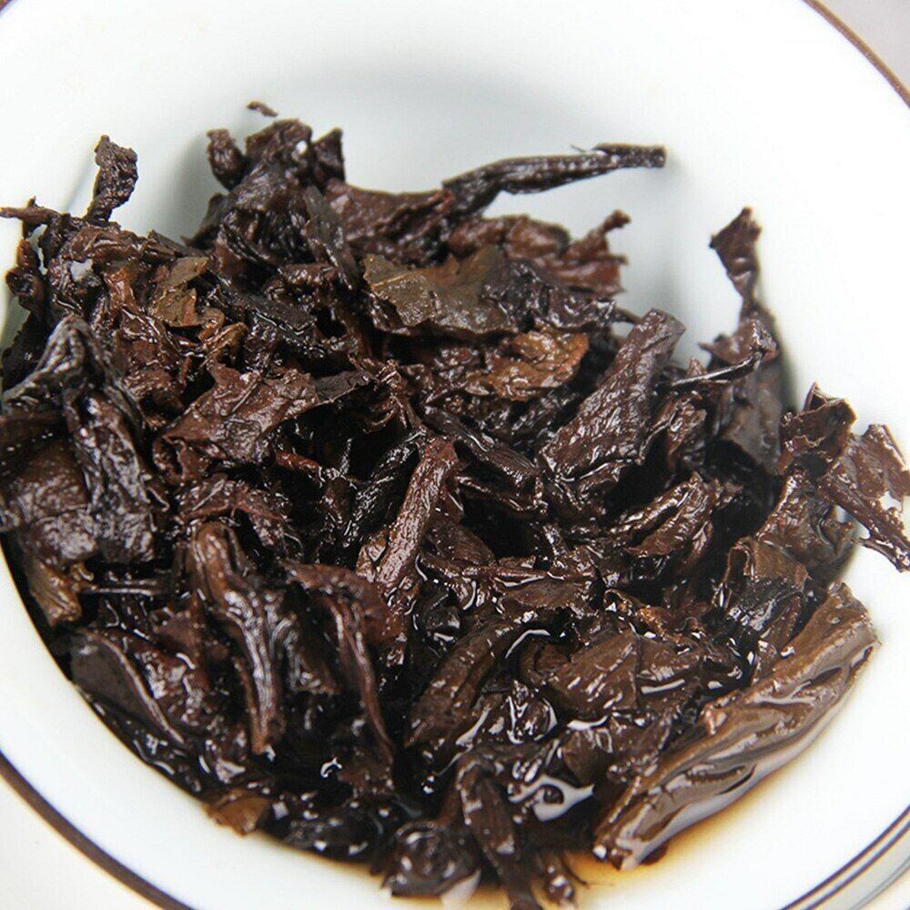 2013 Yunnan Jingmai Mountain Tjock och ren doftande Big Tree Ripe Puerh 357g