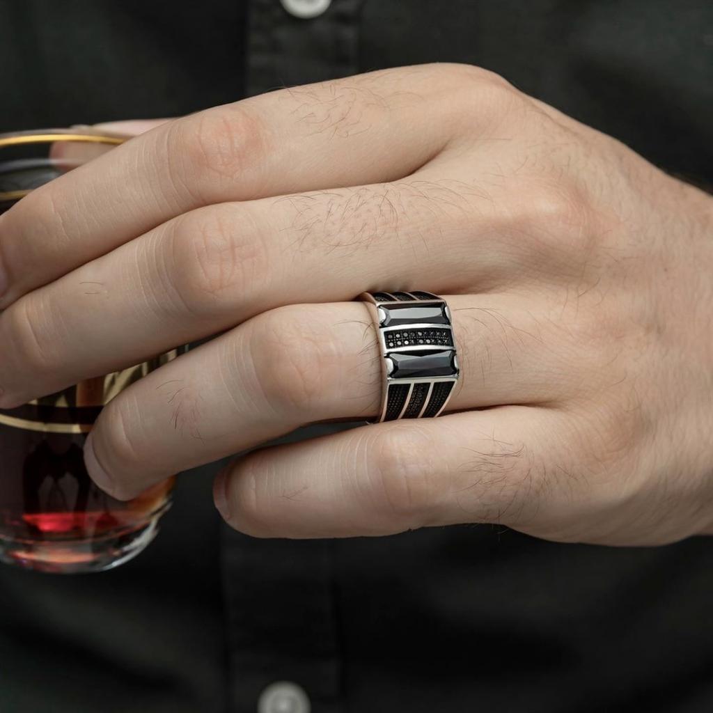 New Hot Selling Silver Plated Stainless Steel Vintage black face zircon ring For Men Ring Jewelry Accessories