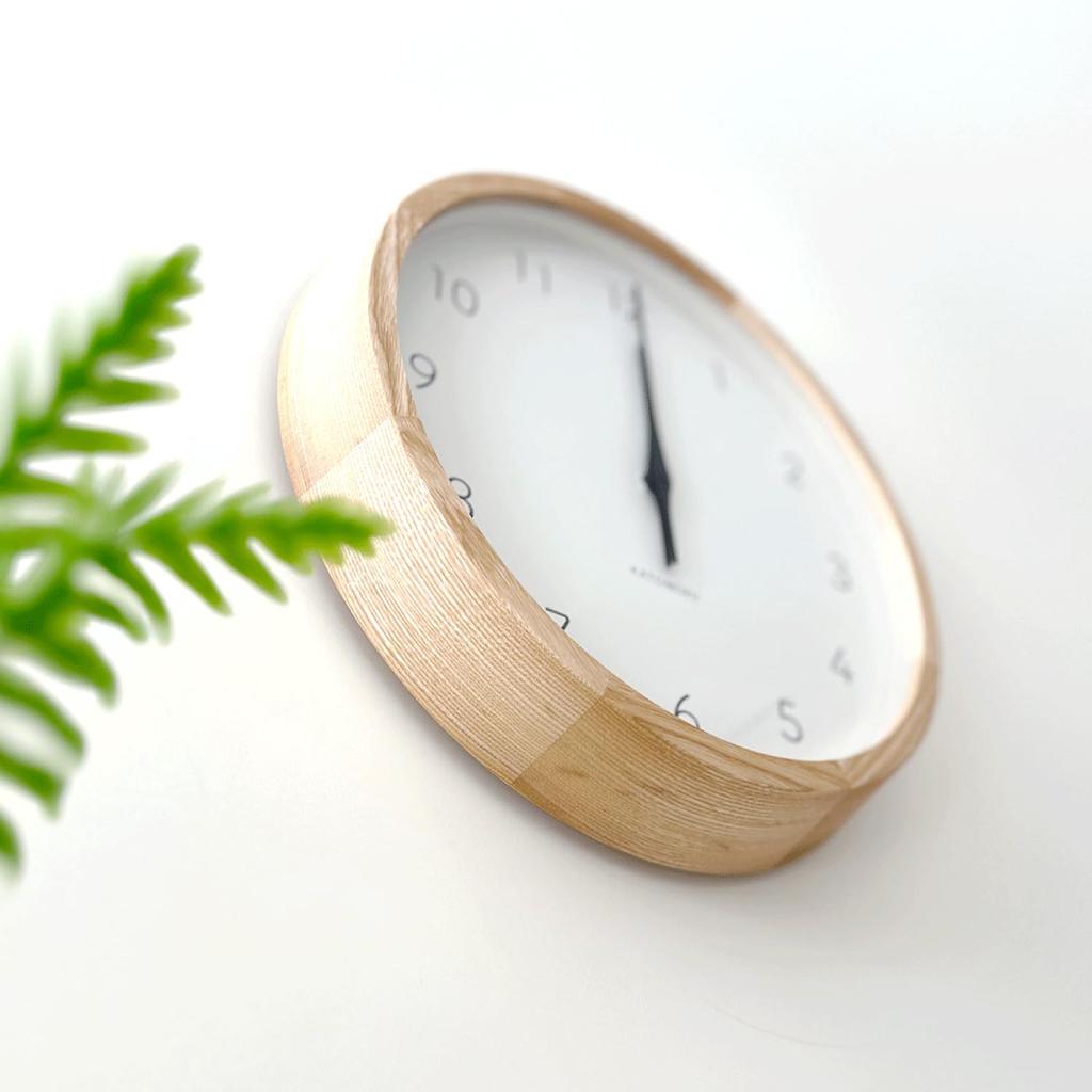 KATOMOKU Muku Uhr 7 Natur km-60NARC Wanduhr mit durchgehendem Sekundenzeiger, 30,6 cm Durchmesser (Funkuhr)