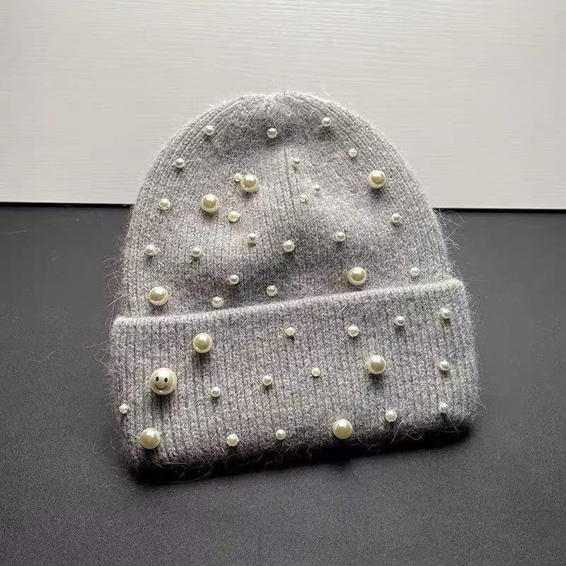 New Autumn And Winter Heavy-Duty Pearl Wool Hat Pearl Fashion Knitted Hat Warm Ear Protection