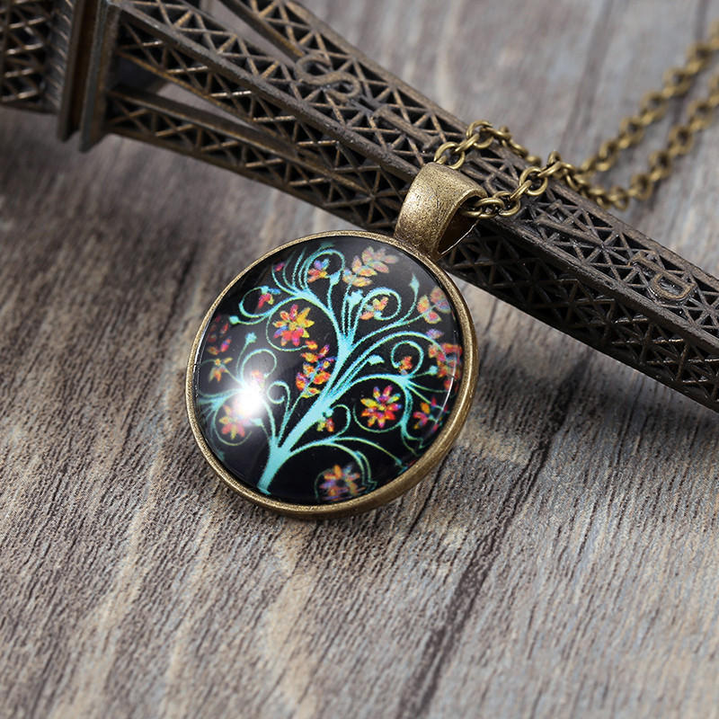 Retro Vintage Living Tree of Life Cabochon Bronze Glass Chain Pendant Necklace Retro Vintage Living Tree of Life Cabochon Bronze Glass Chain Pendant Necklace