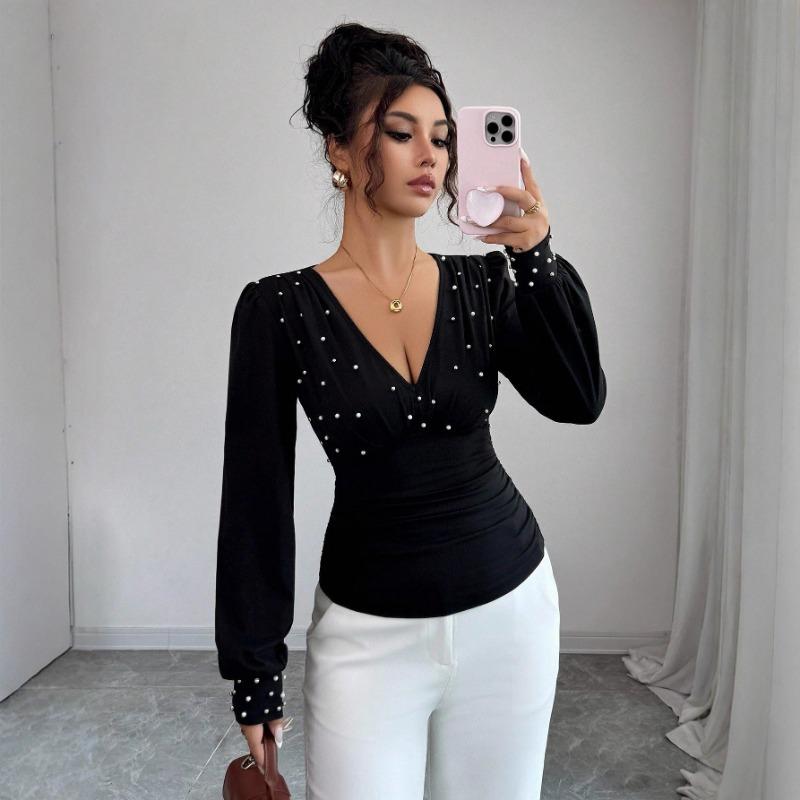 Women s V-Neck Pearl Embellished Ruched Long Sleeve Top S