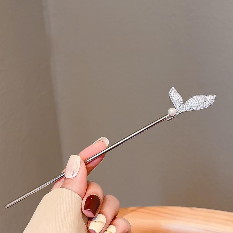 

Sweet and Playful Rhinestone Inlaid Fishtail Women s Alloy Hairpin for Dance Party Cheongsam Hanfu Versatile Braided Hairpin