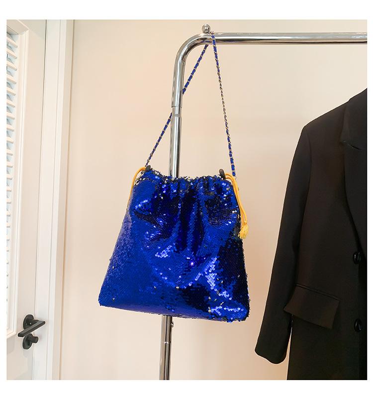 Niche Texture Sequined Bag Women's 2025 New Trendy Spring Fashion Versatile Shoulder Bag Chain Crossbody Bucket Bag