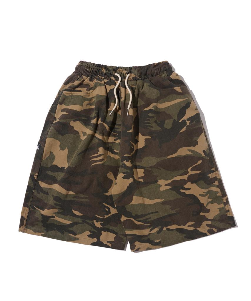 CARGOBROS Camo Pattern Bio Bermuda Pants (Khaki)
