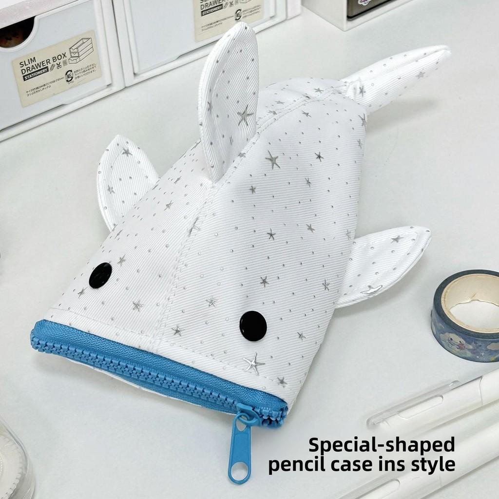 Astuccio a Forma di Squalo Stellato in Tela con Design Carino per Bambini e Ragazzi