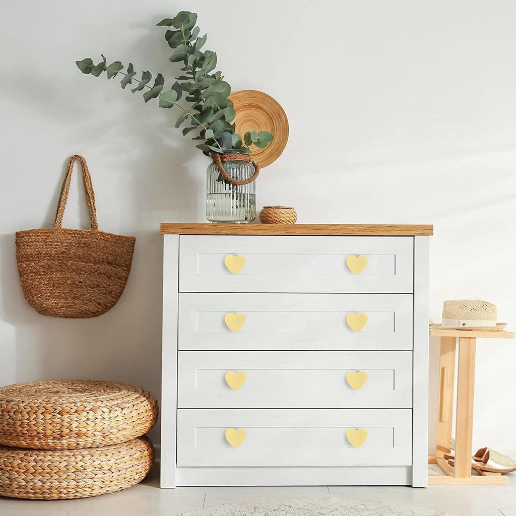 6 Pcs Brass Heart-Shaped Gold Cabinet Knobs, Suitable for Bathroom & Kitchen Drawer Pulls