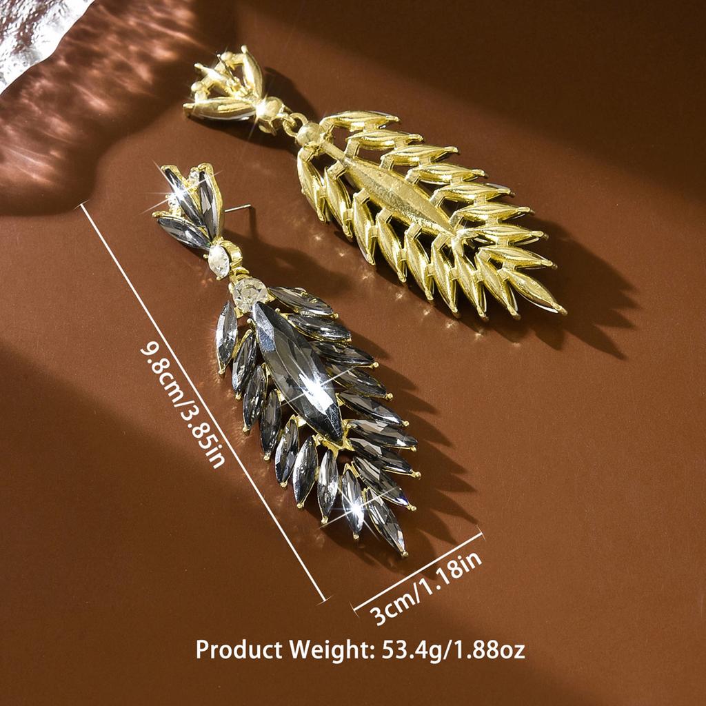Elegant and Elegant Socialite Style with a High-end Feel, Super Sparkling Earrings and Earrings Suitable for Dinner Parties