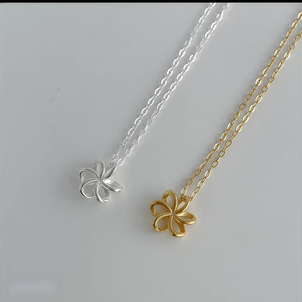 S925 Sterling Silver 18K Gold Ice Cream Flower Necklace with Rotating Lines Clavicle Chain