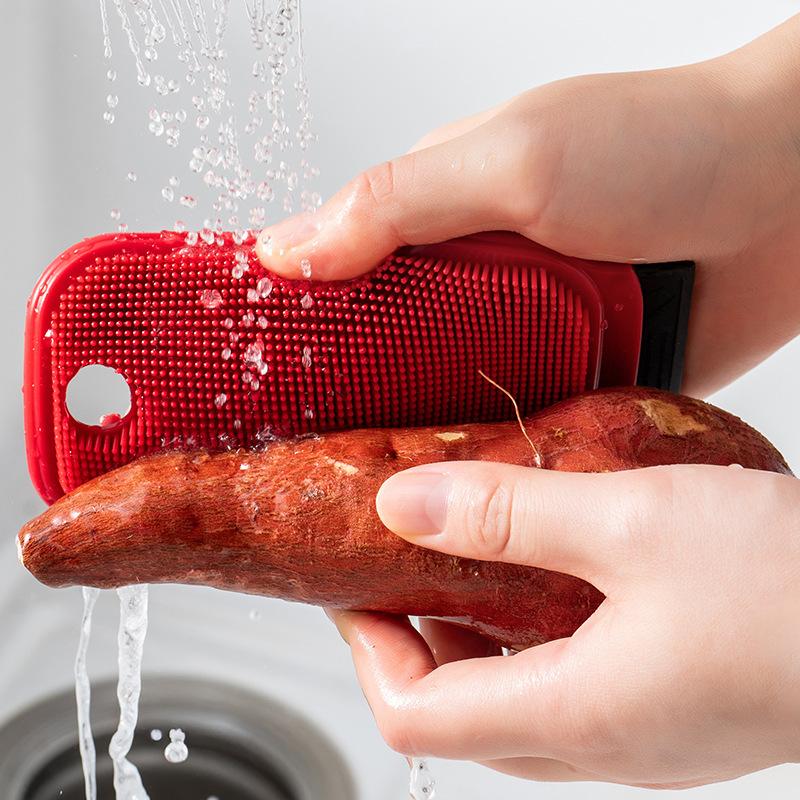 Fruit and Vegetable Cleaning Brush - Multi-functional Kitchen Tool for Cleaning Potatoes, Vegetables and Fruits. Flexible Cleaning Brush