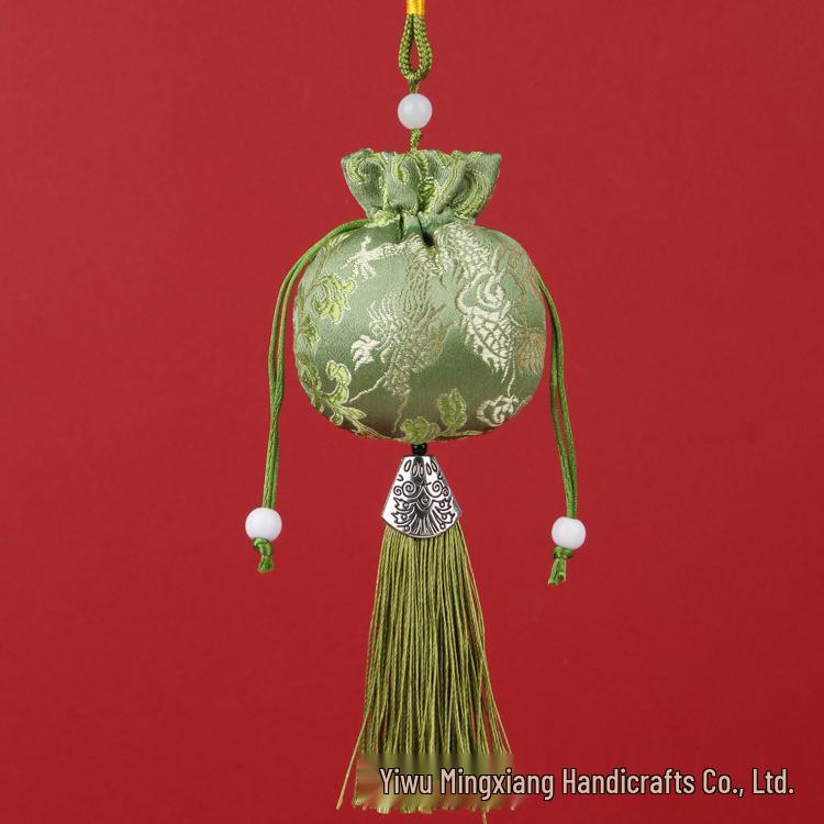 Chinese Mugwort Sachet: Traditional Herbal Mosquito Repellent Car Ornament - Dragon Boat Festival Pendant