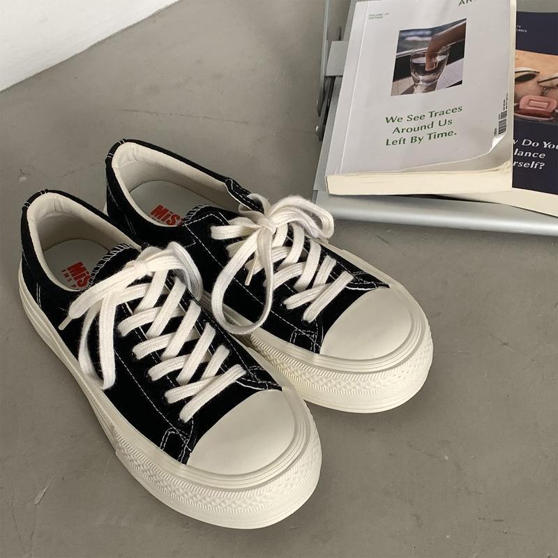 New thick-soled heightening espadrilles Japanese casual versatile little white shoes women's board shoes 2025 summer new trend