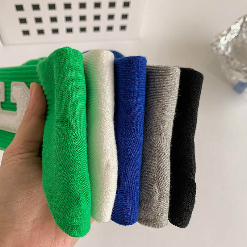 Custom Three-dimensional Big C Trend Ins Wind Sports Couple Socks Women's Mid-tube Letters Street Socks
