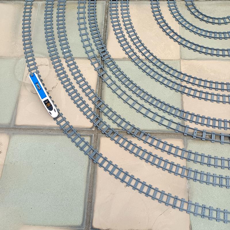 20PCS MOC City Bricks Train Flexible Construction Parts Railway Curve Track R120 Building Blocks Model Accessories Compatible
