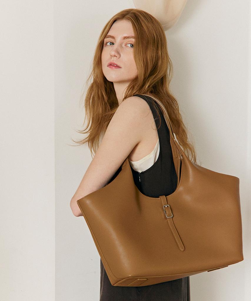 Ansouis Mud Brown Shoulder Bag