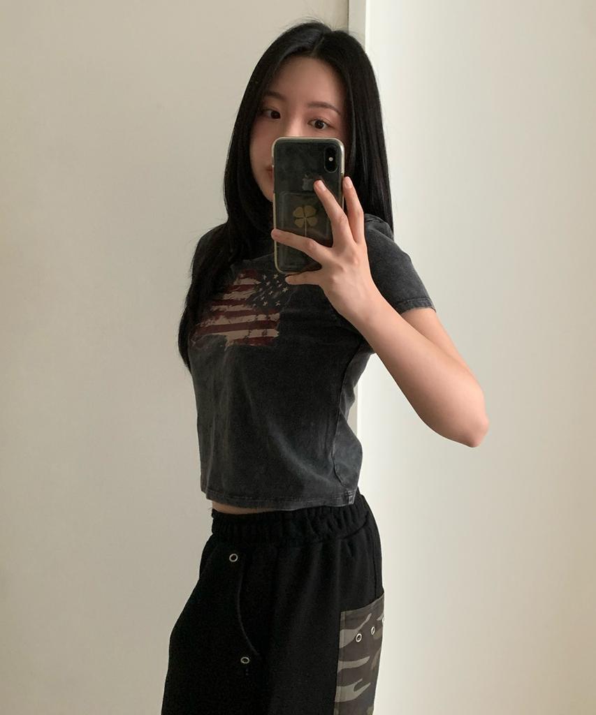 MAHAGRID Washed Flag Crop Tee Black(Mg2Gmft541A)