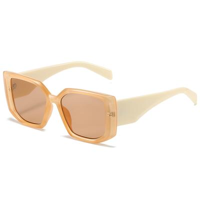 Nouveaux Lunettes de Soleil Carrées Mode Femmes Lunettes Vintage Marque Designer Cadre Lunettes de Soleil Luxe Uv400 Lunettes Surdimensionnées