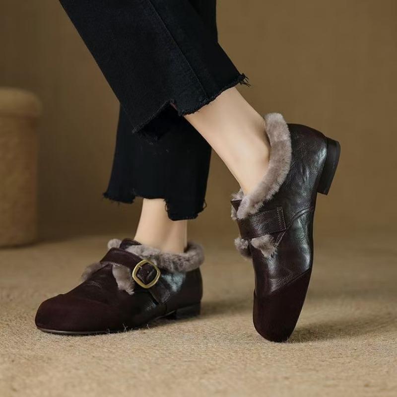 

Женские модные плоские хлопковые ботинки Зимние новые с круглым носком вставками металлической пряжкой мягкая подошва нескользящие низкие ботинки 35