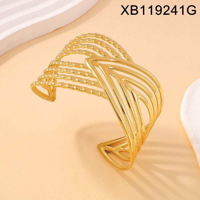 Gold-Plated Starfish Coral Open Cuff Bracelet: European Style Luxury Jewelry