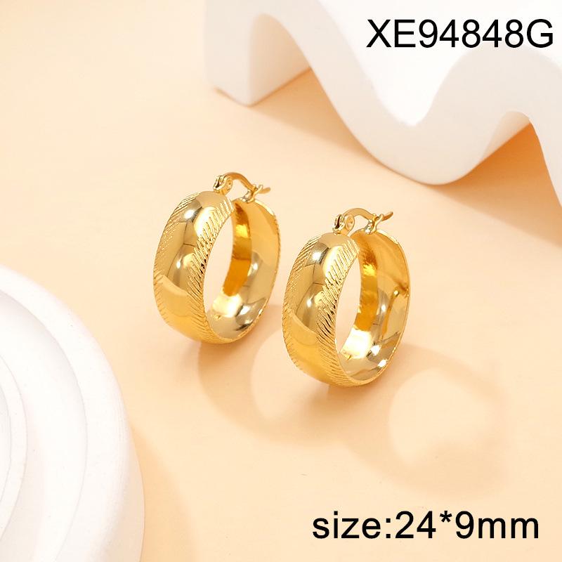 18K Gold Plated Titanium Steel Earrings for Women: High-End Luxury European & American Style Ear Cuffs