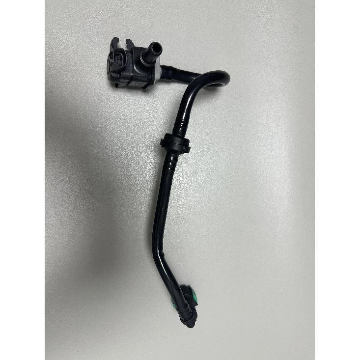 31478982 Carbon Tank Electronic Valve Evaporator Tube For Volvo V40 S90L S60 V60 S60L XC70 V90 S90L XC60 31478982