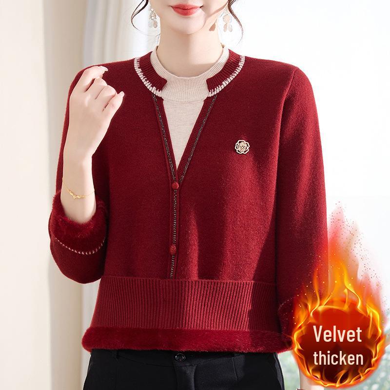 Women's Red Velvet-Lined Knitted Top: Warm, Stylish Casual Base Layer for Middle-Aged and Elderly