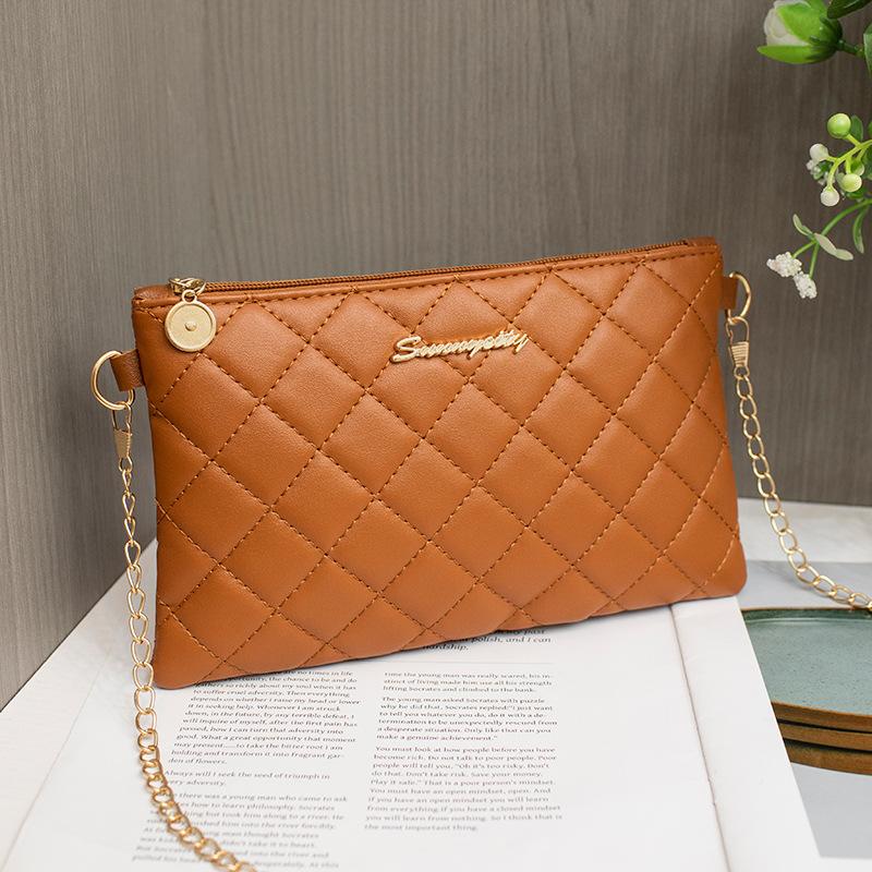 

Rhombus solid color shoulder chain bag, new standard trend envelope women s bag, fashionable and simple messenger bag bag. коричневый