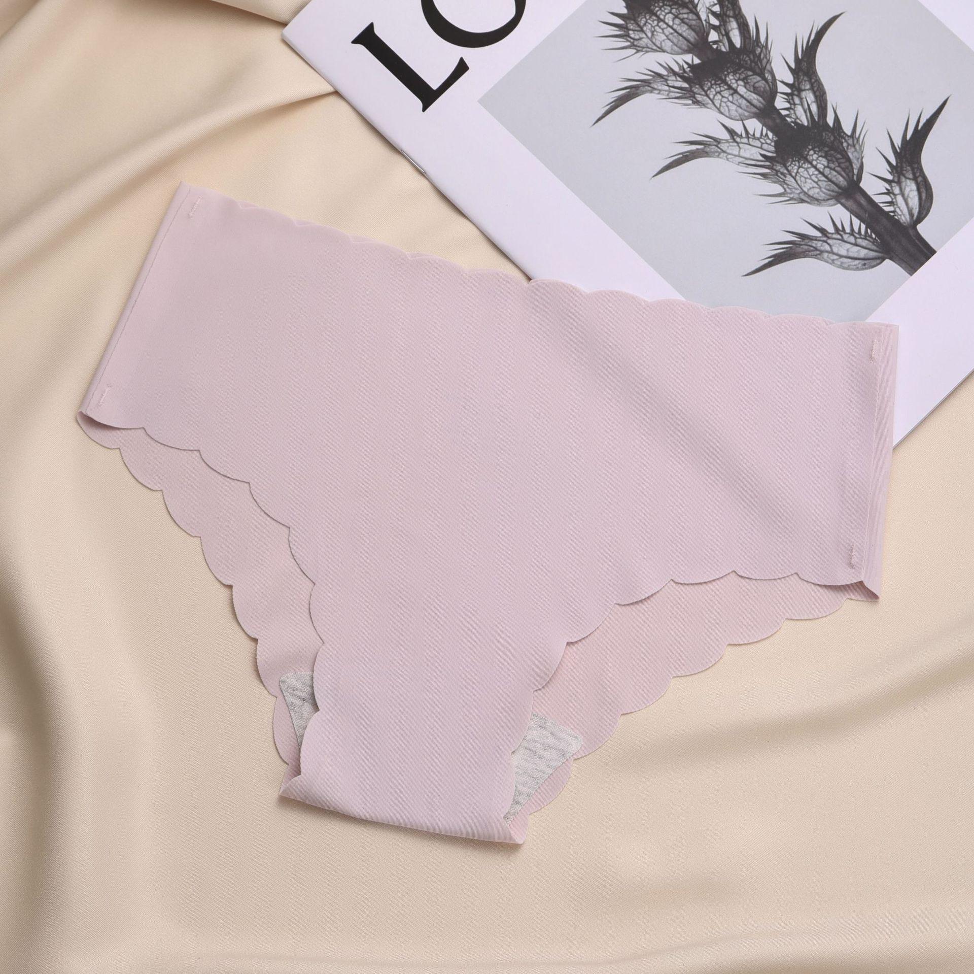 

Seamless Ice Silk Low-Rise Panties with Cotton Crotch – Butt-Lifting Ultra-Thin Plus Size Invisible and Breathable Briefs for Women XL розовый