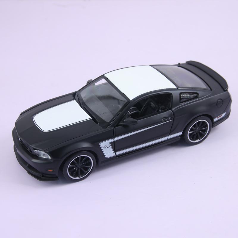 Meichitu 31269 Wild Horse Alloy Supercar Model, 2012 Simulation, 3 Opening Doors, Collectible Ornament Gift.