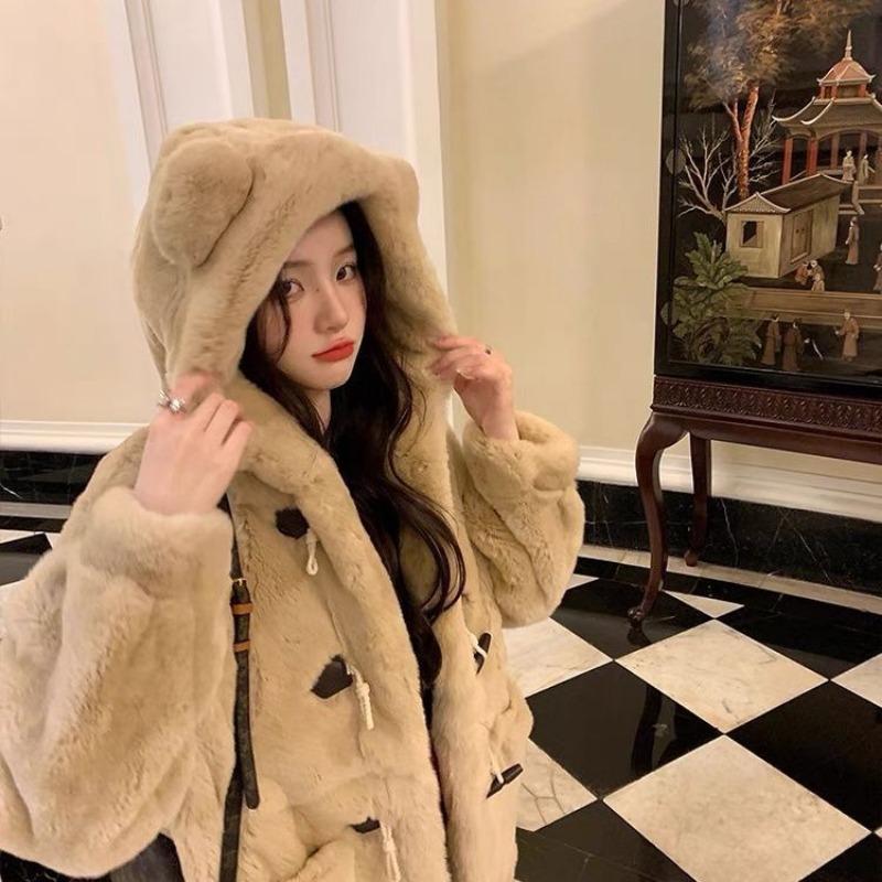 Autumn and winter new hooded fur fur coat horn buckle plush ears thickened coat cute college style