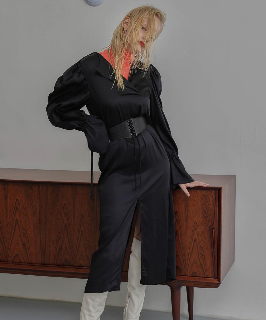 Onneu Black Shirred Long Dress