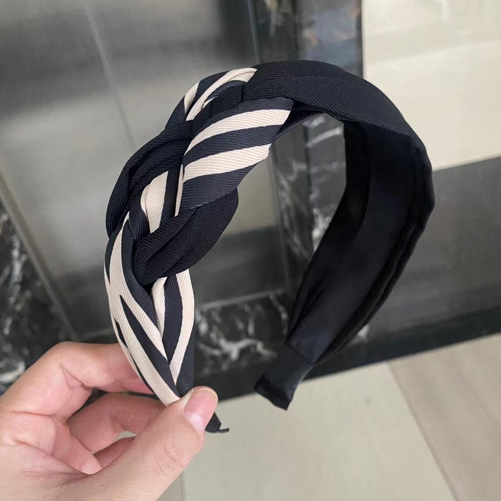 Hand Braided Twist Headband Wide Edge Non-slip Hairband Women's Hair Accessories