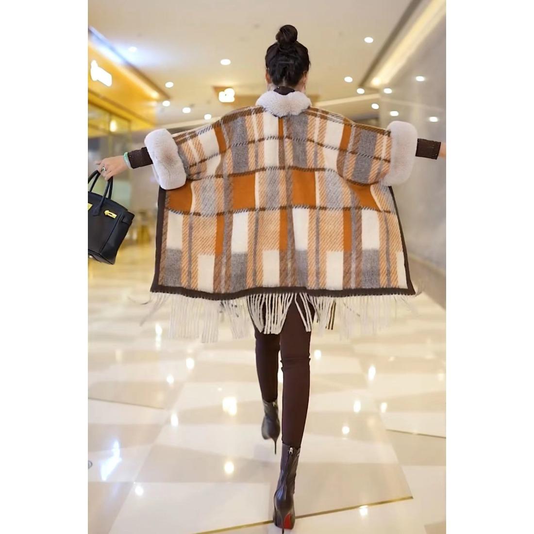 

Большой размер свободный меховой воротник клетчатый бахрома вязаный кардиган шаль накидка шерстяная куртка 036 One Size верблюд