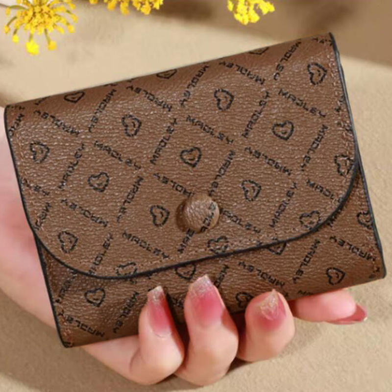 Women's Letter & Heart Print Wallet - Cute Zippered Coin Purse with Card Slots, Fashionable Wristlet Multi-Functional Wallet