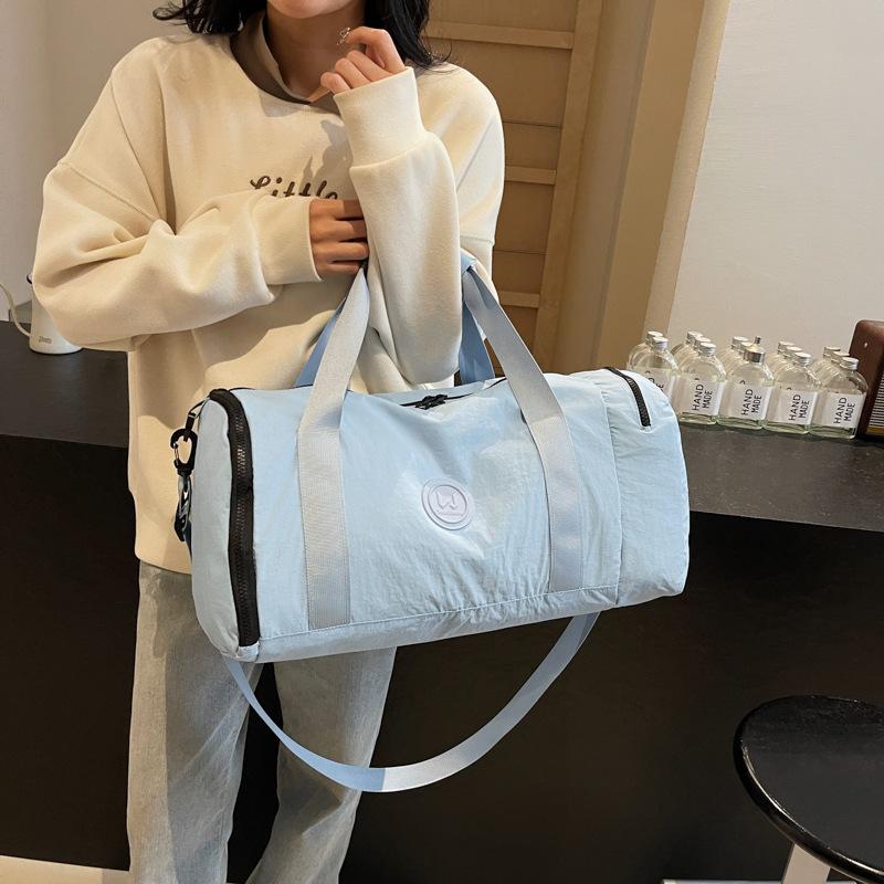 Women's multi-pocket classification design with shoe compartment, hand-held bag, wet and dry separation sports fitness bag, can cover the tie rod