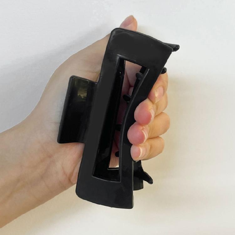 Soft Touch Silicone Hair Claw Clip Gentle On Scalp No Pulling Or Snagging Reliable Hold For Workouts And Daily Use